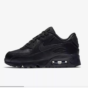 NIKE- BLACK AIR MAX